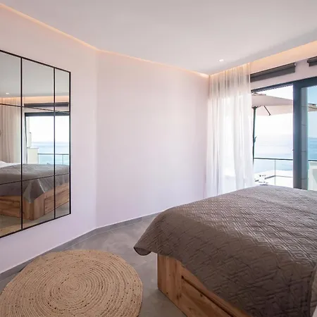Sea View Elite Apartment Sarande